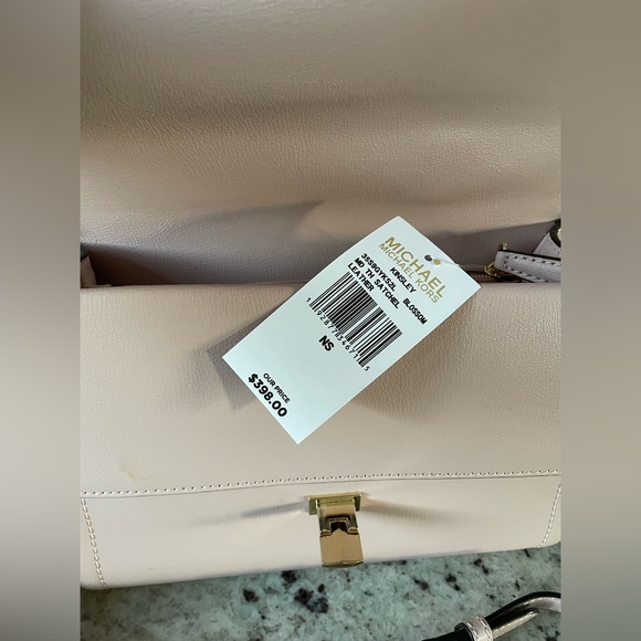 Michael Kors handbag - Picture 5 of 7